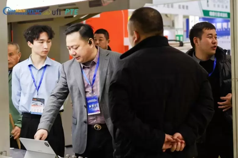 智能制造风潮！2025宁波机床展首日盛况回顾，今日精彩继续上演