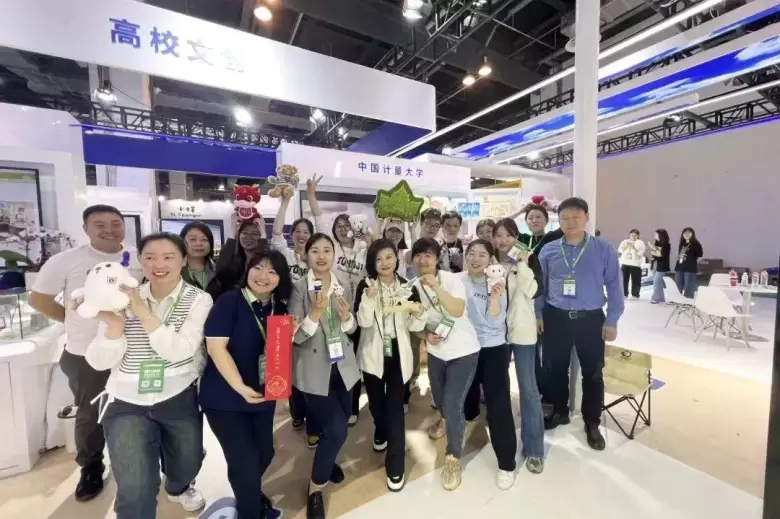 倒计时5天！2025 CCLE上海教育后勤展：观众预登记火热进行中，4月相约上海！
