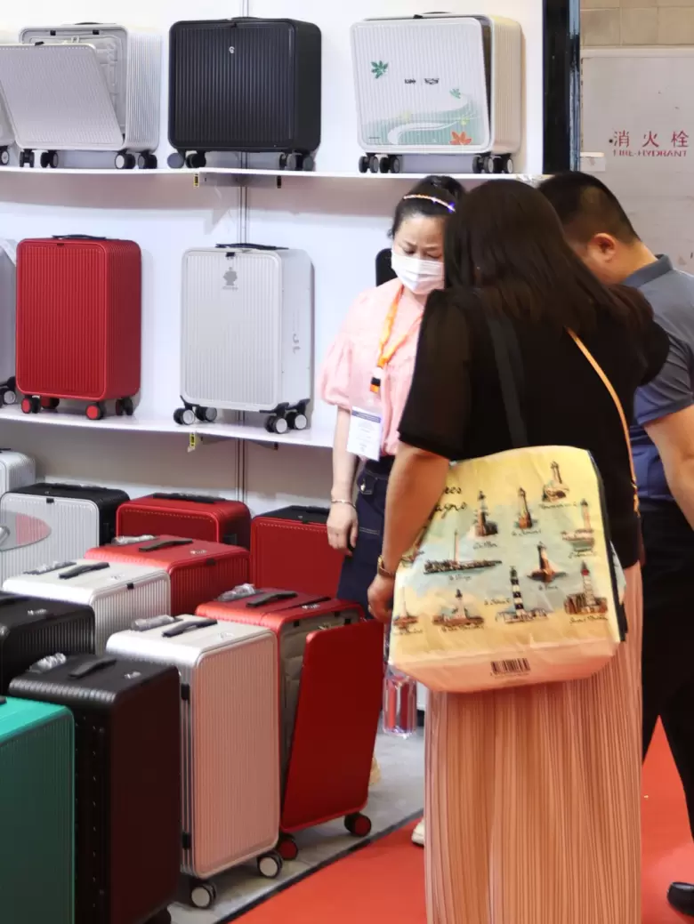 2025上海箱包展：观众预登记已开启！箱包及鞋业新品首发，免费入场速抢！