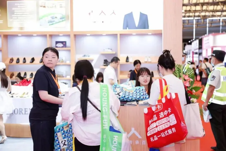 倒计时5天！2025上海箱包展&鞋业展：亮点抢先看，箱包及鞋业行业盛会！