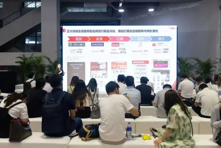 倒计时14天！CHIC 2025上海服装服饰展：商贸需求一站式搞定，订单只是开始！