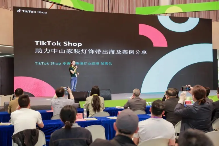 2025 GILF古镇灯博会·中山：观众预登记开启，精彩亮点抢先看！