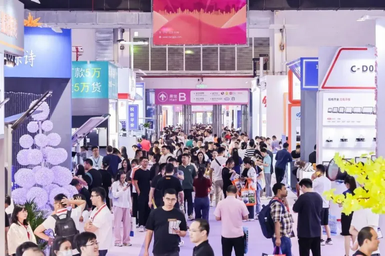 2025 GILF古镇灯博会·中山：观众预登记开启，精彩亮点抢先看！