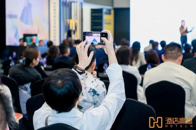 2025深圳酒店家具、商用定制及软装设计展:观众预登记开启,引领设计新潮流!