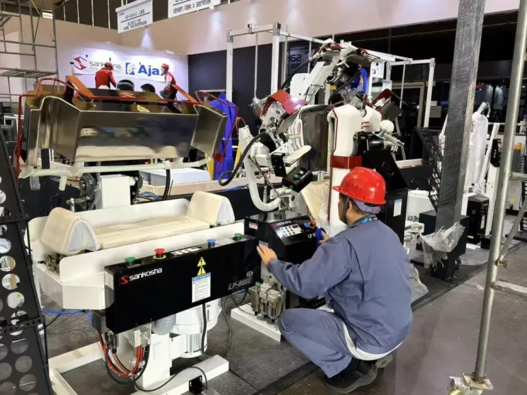 火热进行中!2025上海洗涤展:现场直击,洗涤行业盛宴不容错过!